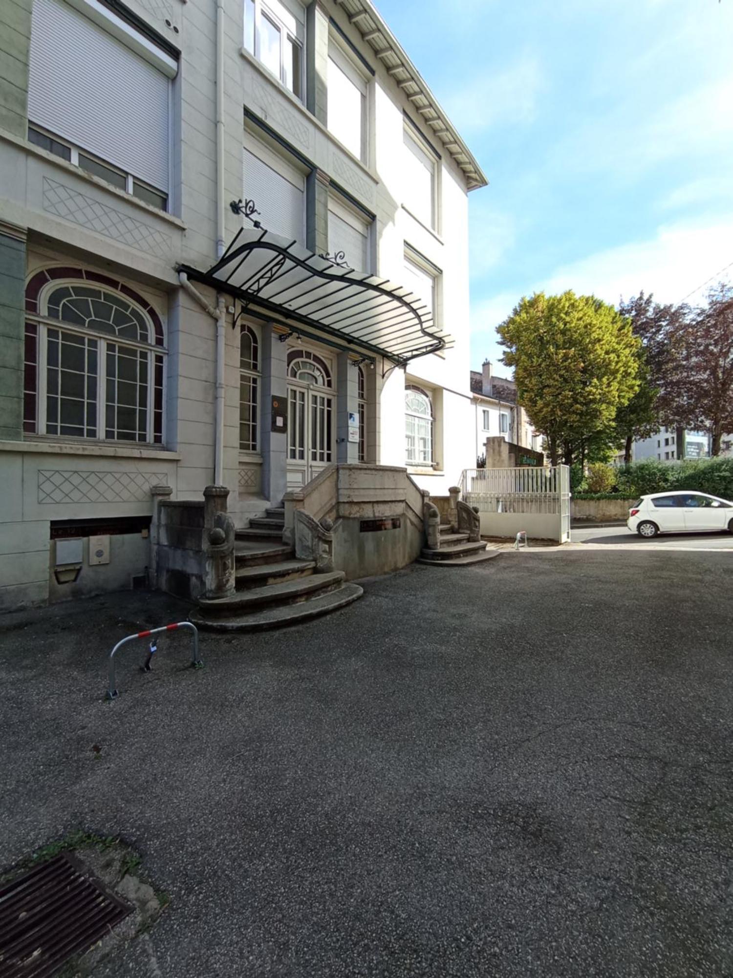 Apartmán Le 12 Wifi Cosy Parking Gratuit Saint-Etienne  Exteriér fotografie
